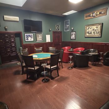 Stamford Cigar Lounge - Sports room - Lounges Near Me - Stamford, Connecticut Stamford Cigar Lounge - Sports room - Lounges Near Me - Stamford, Connecticut