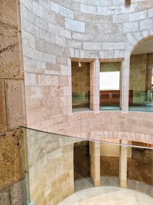 Museo de Arte Contemporánea (Marco) by null