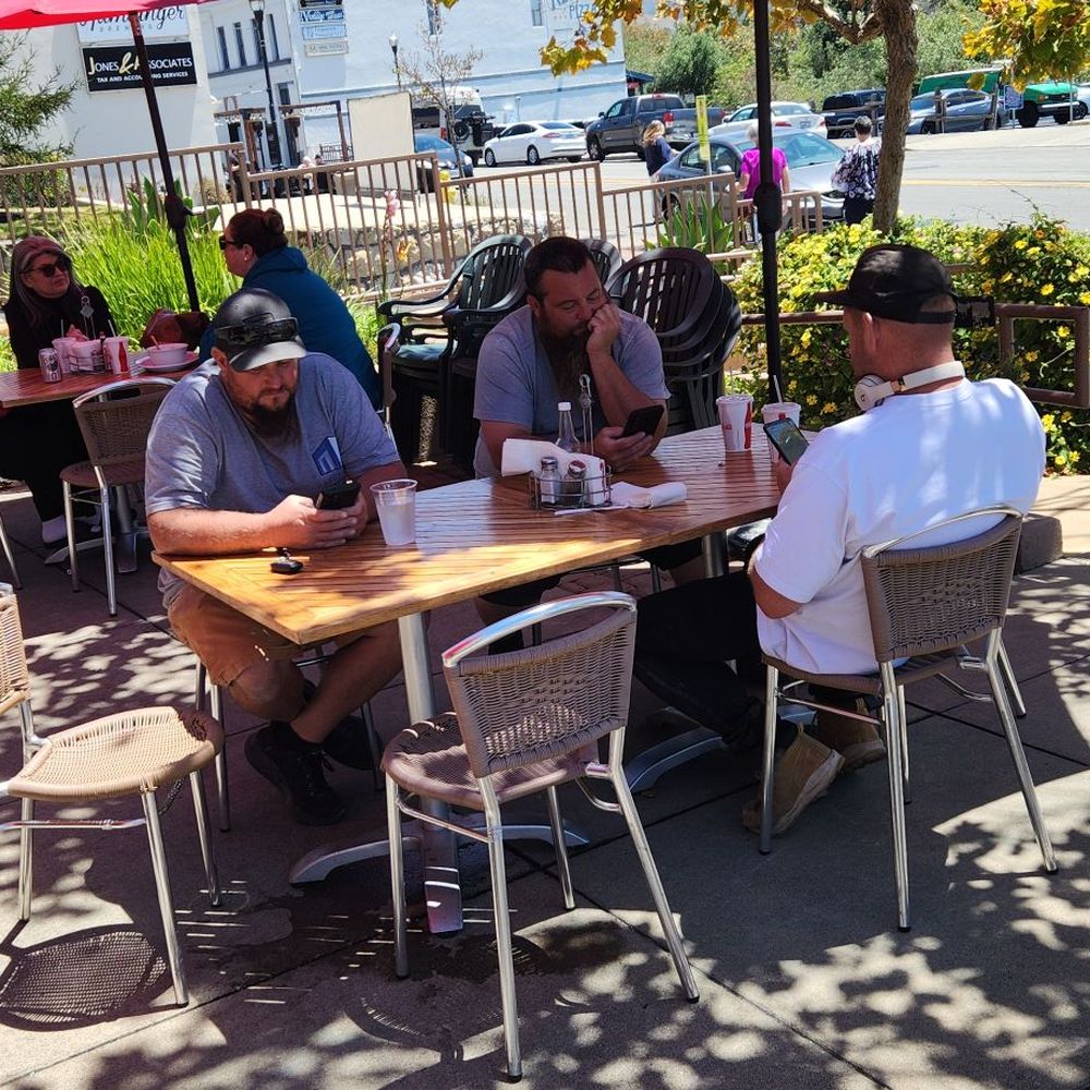 Sidewalk Cafe - Salad Near Me - Arroyo Grande, California
