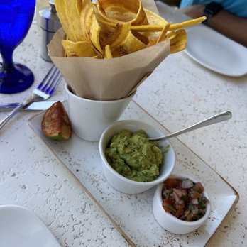 Mariposa - New American Near Me - Coral Gables, Florida