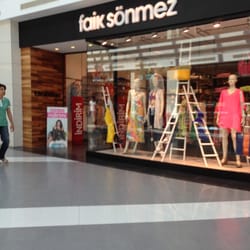 Faik Sönmez