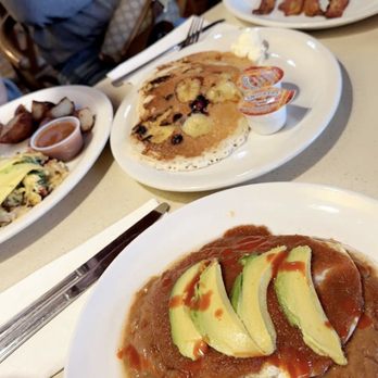 Cafe Milan - Calico omelette, huevos rancheros, blueberry banana pancakes, and bacon! - Breakfast & Brunch Near Me - Playa Del Rey, California Cafe Milan - Calico omelette, huevos rancheros, blueberry banana pancakes, and bacon! - Breakfast & Brunch Near Me - Playa Del Rey, California