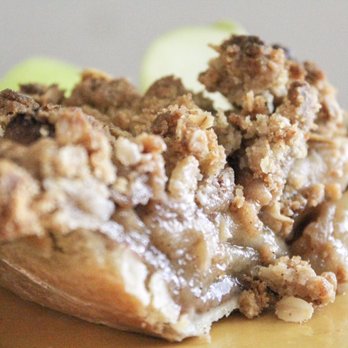 Giant Pharmacy - Dutch Apple Pie using apples from the marked down produce shelf. - Drugstores Near Me - Mount Joy, Pennsylvania