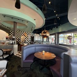 Demetres Mississauga Courtney Park - Inside the restaurant