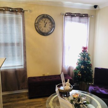 Lanna Spa - Front waiting area - Massage Near Me - Vienna, Virginia Lanna Spa - Front waiting area - Massage Near Me - Vienna, Virginia