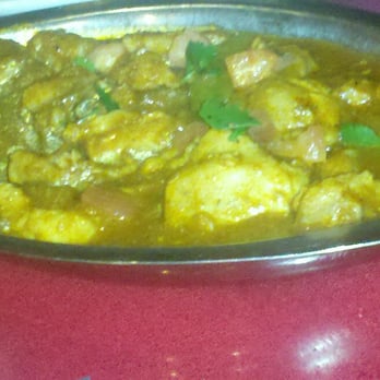 Everest on Grand - Chicken curry - Himalayan/Nepalese Near Me - Saint Paul, Minnesota Everest on Grand - Chicken curry - Himalayan/Nepalese Near Me - Saint Paul, Minnesota