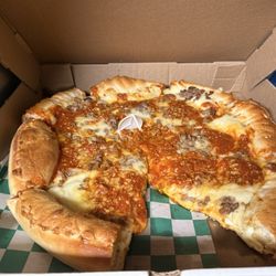 Pocono Pines - Chicago Cheesesteak Deep Dish Pizza