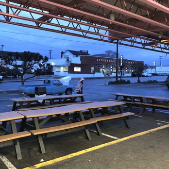 Dick's Hamburgers - Outdoor seating only. - Burgers Near Me - Spokane, Washington Dick's Hamburgers - Outdoor seating only. - Burgers Near Me - Spokane, Washington
