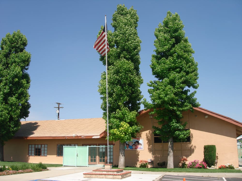Young Scholar Educations Center - childcare center in Banning, CA