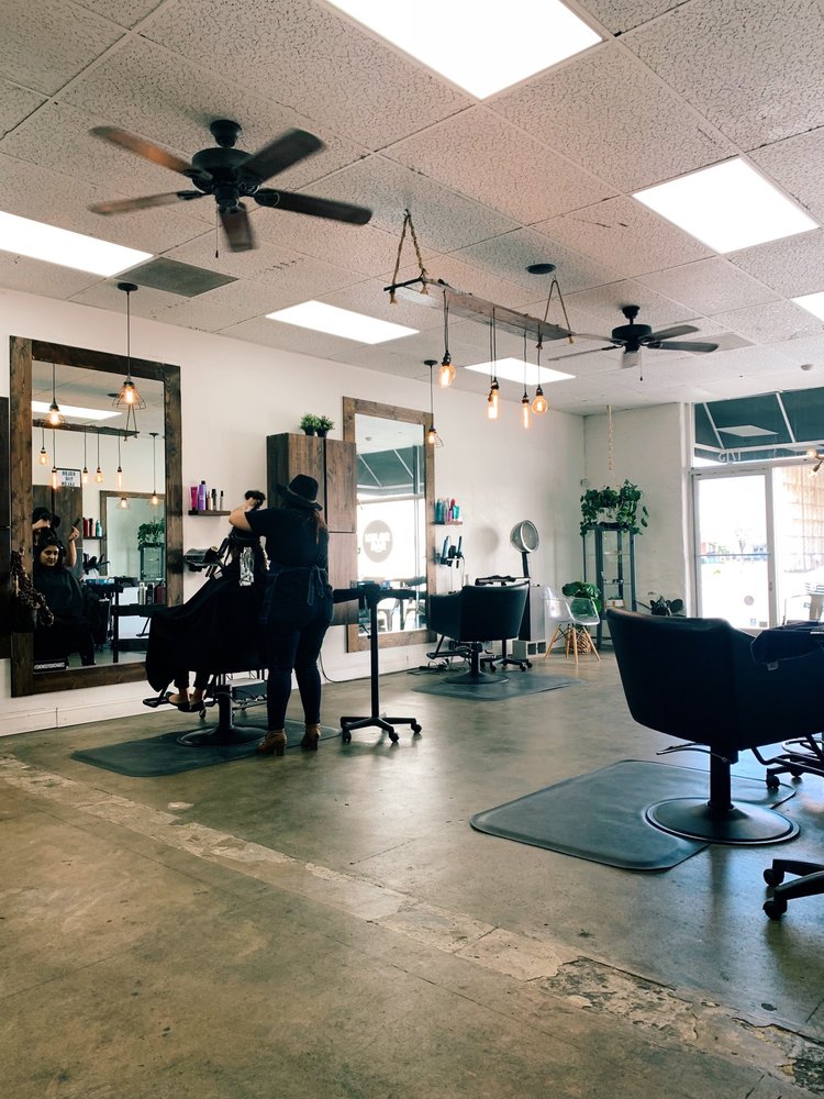 Kolor Bar Salon Photos