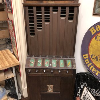Schimpff's Confectionery - This machine actually takes gives you candy for the nickel and works - Candy Stores Near Me - Jeffersonville, Indiana Schimpff's Confectionery - This machine actually takes gives you candy for the nickel and works - Candy Stores Near Me - Jeffersonville, Indiana
