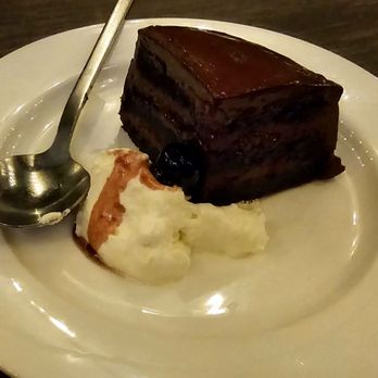 Bennett's Westside Grill - Chocolate Layer Cake - American Near Me - Rocklin, California