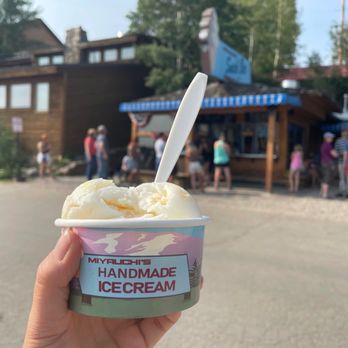 Miyauchis Snack Bar - Vegan pineapple coconut - Ice Cream & Frozen Yogurt Near Me - Grand Lake, Colorado Miyauchis Snack Bar - Vegan pineapple coconut - Ice Cream & Frozen Yogurt Near Me - Grand Lake, Colorado