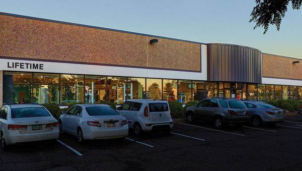 Life Time South Tulsa - Image 11