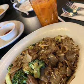 Siam Square - #51 Pad Seuw & Thai Iced Tea - Thai Near Me - Indianapolis, Indiana Siam Square - #51 Pad Seuw & Thai Iced Tea - Thai Near Me - Indianapolis, Indiana