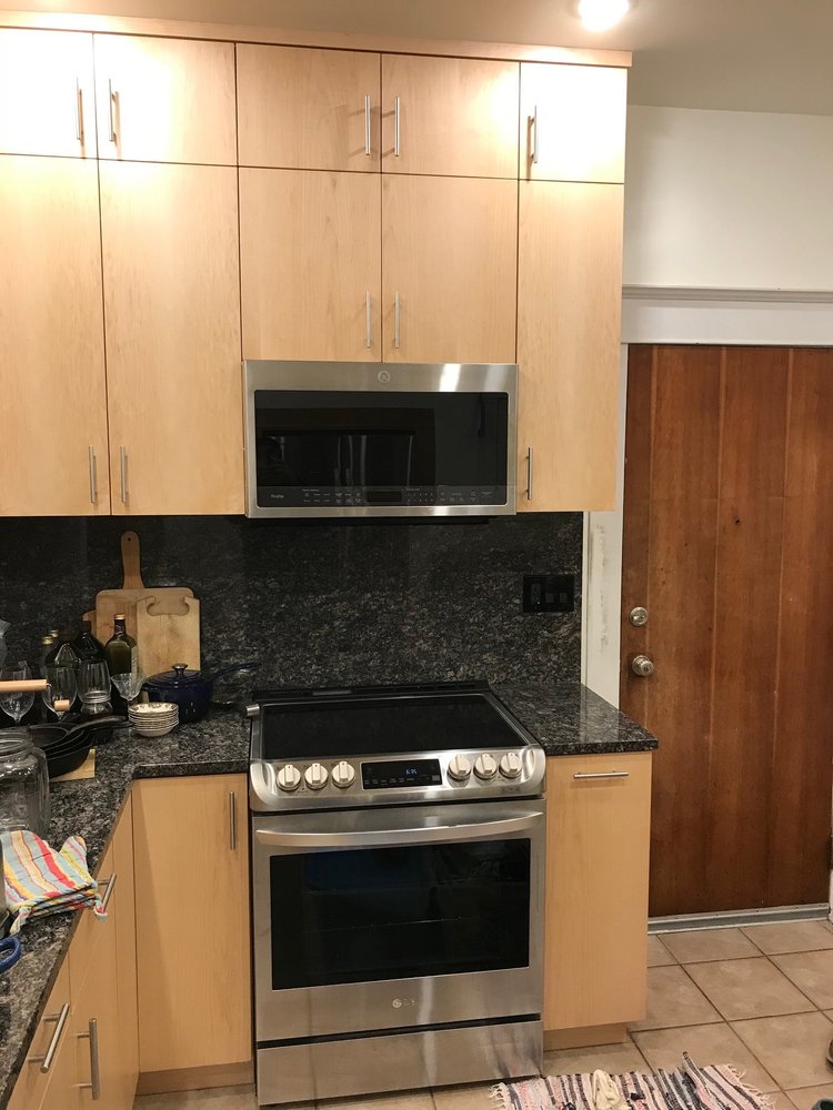 Updated October 2024 14 Photos 9424 Roosevelt Way NE