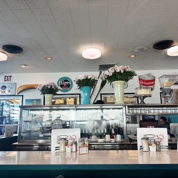 24th Street Cafe - Bar Seating - Diners Near Me - Bakersfield, California 24th Street Cafe - Bar Seating - Diners Near Me - Bakersfield, California