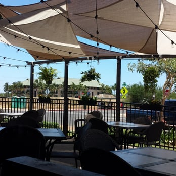 Brick Oven Pizza - They have outdoor seating too..... - Pizza Near Me - Kapolei, Hawaii