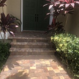 Paver Mac pavers add class and charm right up to our front door!