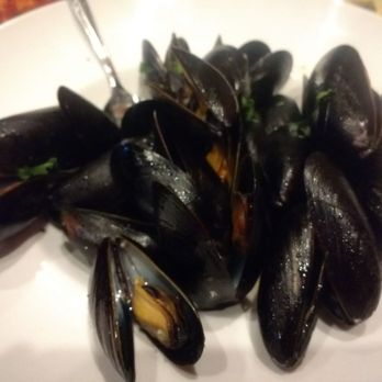 Carlucci’s Grill - Mussels in white wine sauce - Italian Near Me - Yardley, Pennsylvania