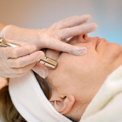 Realis Medical Spa - We offer Microneedling, Clear & Brilliant, Chemical Peels, IPL, Microdermabrasion, and many other facial rejuvenating treatments.