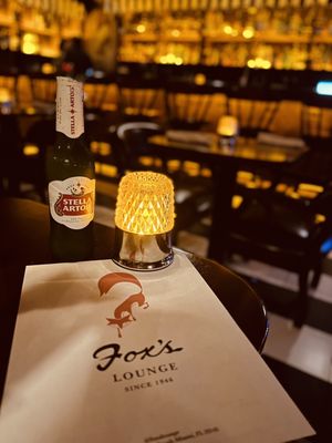 Fox's Lounge by null