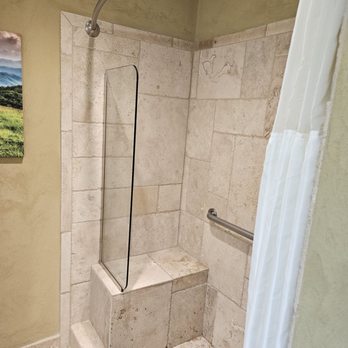 The Appy Lodge - Tile walk in shower - Hotels Near Me - Gatlinburg, Tennessee