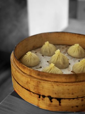 Yuanbao Jiaozi by null