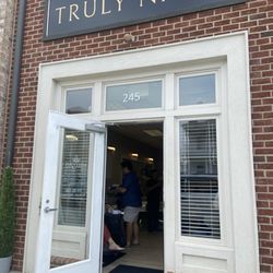 Truly Nails - Grand Opening