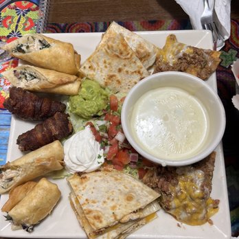 Herraduras Mexican Fire & Grill - Herraduras Sampler - Mexican Near Me - Lufkin, Texas