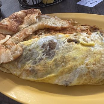 Sunrise Cafe & Bakery - Omelette - Breakfast & Brunch Near Me - Panama City Beach, Florida