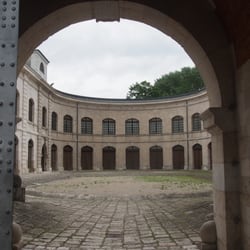 Bayerisches Polizeimuseum - Innenhof Turm Triva