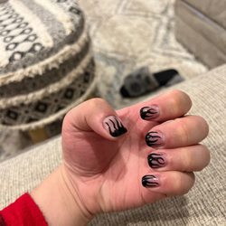 CoCo Nail Spa - Flame design