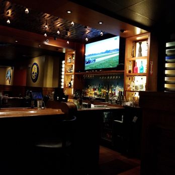 Outback Steakhouse - Nice big screen at the bar! - Steakhouses Near Me - Newhall, California