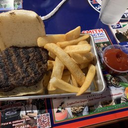 Hamburger with Steak Fries Hamburger with Steak Fries