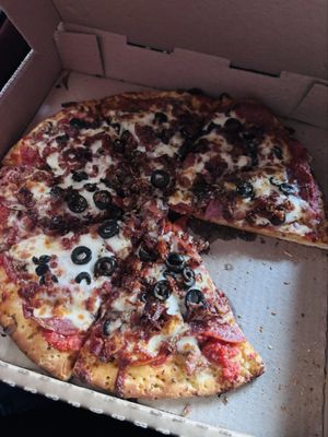 Zachary's Chicago Pizza by null