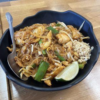 Thai Noodle King - PAD THAI - Thai Near Me - Bellflower, California Thai Noodle King - PAD THAI - Thai Near Me - Bellflower, California