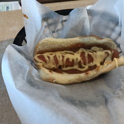 Beaverville Pub - Hot dog