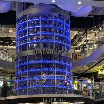 Julia & Henry's - Food Court Near Me - Miami, Florida