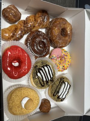 Earnest Donuts by null