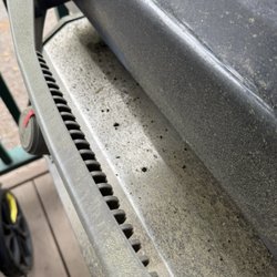 Flagstaff KOA - Dirty not cleaned grill. Old food from prior guest