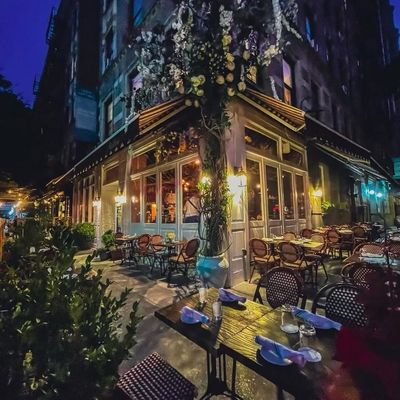 Marlow Bistro by null