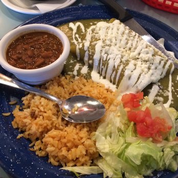 Mi Madre's Restaurant - Chicken Childas with Green Sauce w/BombDigity Charros! - Tex-Mex Near Me - Austin, Texas