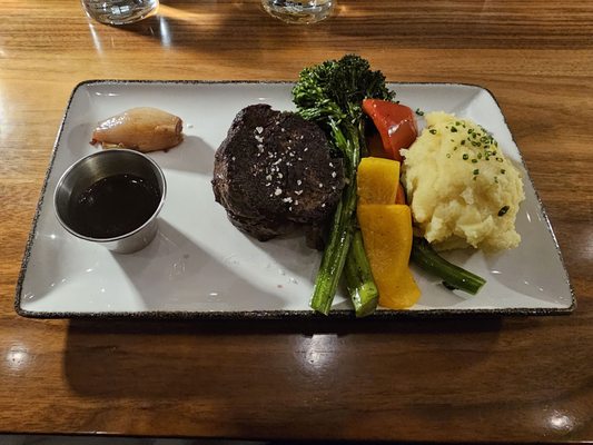Luxe Bistro by null