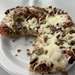 Pichutti Pizza - Meat lovers Cuban pizza