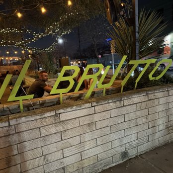 Il Brutto - Nice patio - Italian Near Me - Austin, Texas Il Brutto - Nice patio - Italian Near Me - Austin, Texas