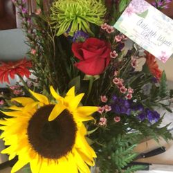 Geneva's Florist & Gift Shop - I ordered this for my daughters 16th birthday.   It has no bow on it & the flowers are a mess.    I'm so upset.  SMH thanks a lot.