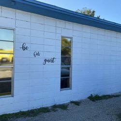 Colee’s Restaurant - Out side look