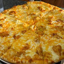 Bella Vita Italian Restaurant - Buffalo chicken pizza...medium!