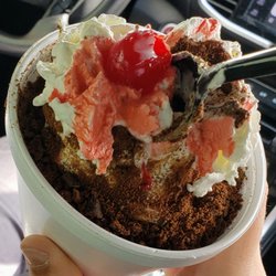Spotted Cow - Dirt Sundae at Spotted Cow US223